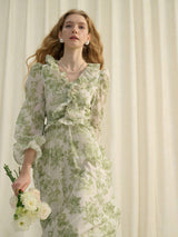 How to Style a Dreamy Floral Dress for Women | Soft Feminine Spring Outfits