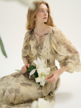 Fall Mood, Floral Dresses — A Soft Choice for Expressing Your Feelings