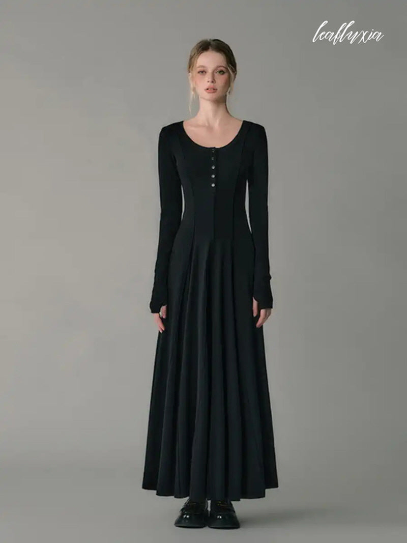 Elegant Noir Maxi Dress