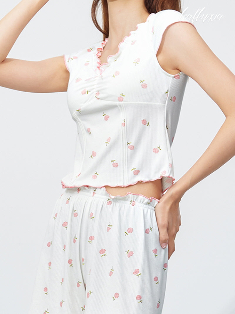 Rosebud Dream Pajama Set