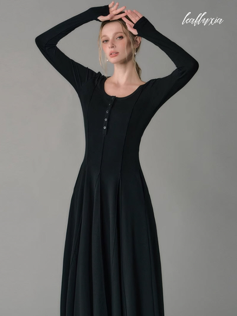 Elegant Noir Maxi Dress