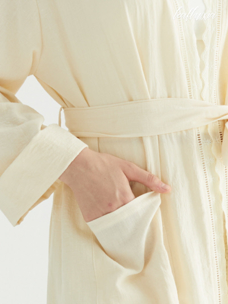 The Morning Breeze Robe