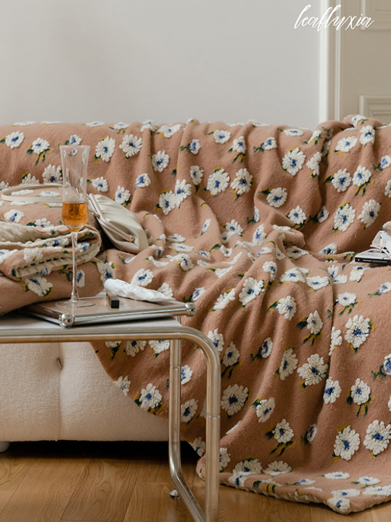 Daisy Blooming Night Blanket