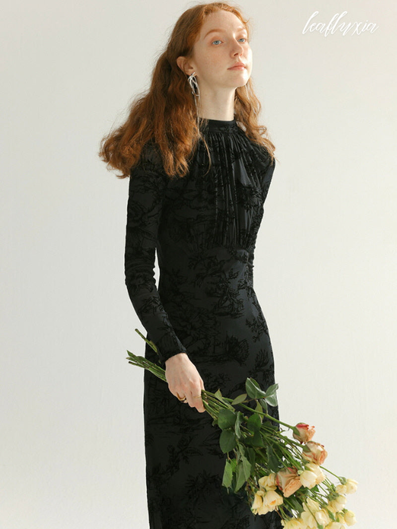 Noir Bloom Lace Dress