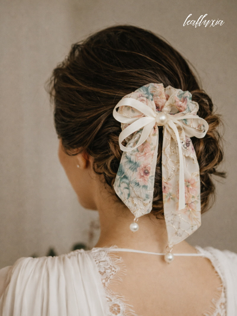 Seraphine Ribbon Bloom Tie