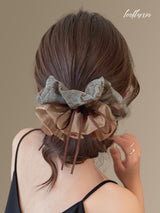 Éloane Baroque Bloom Scrunchie