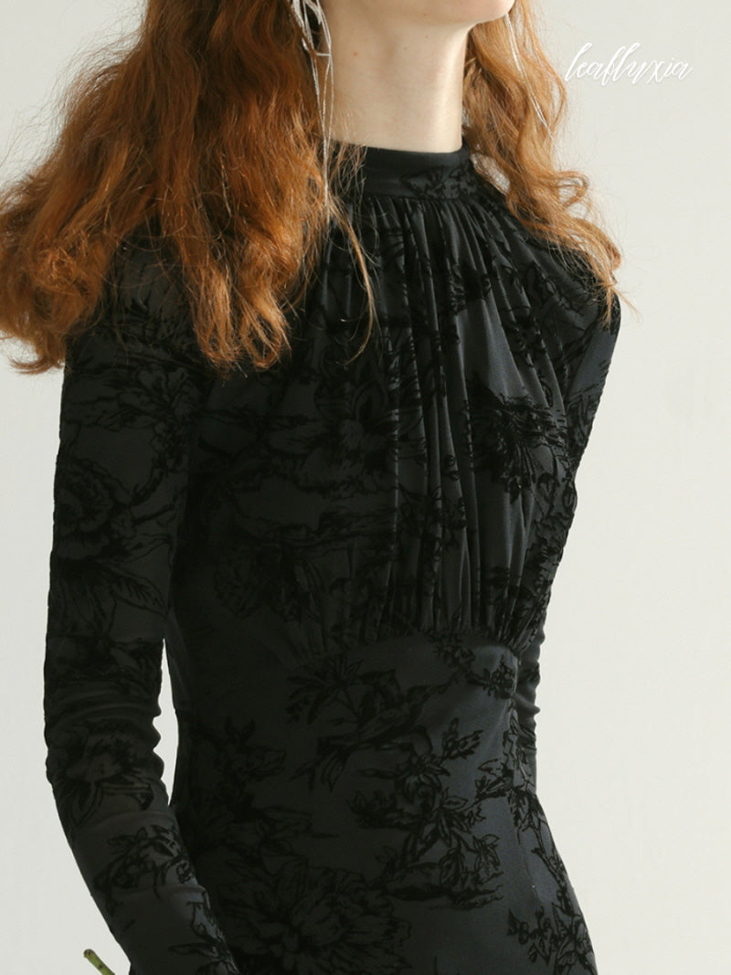 Noir Bloom Lace Dress