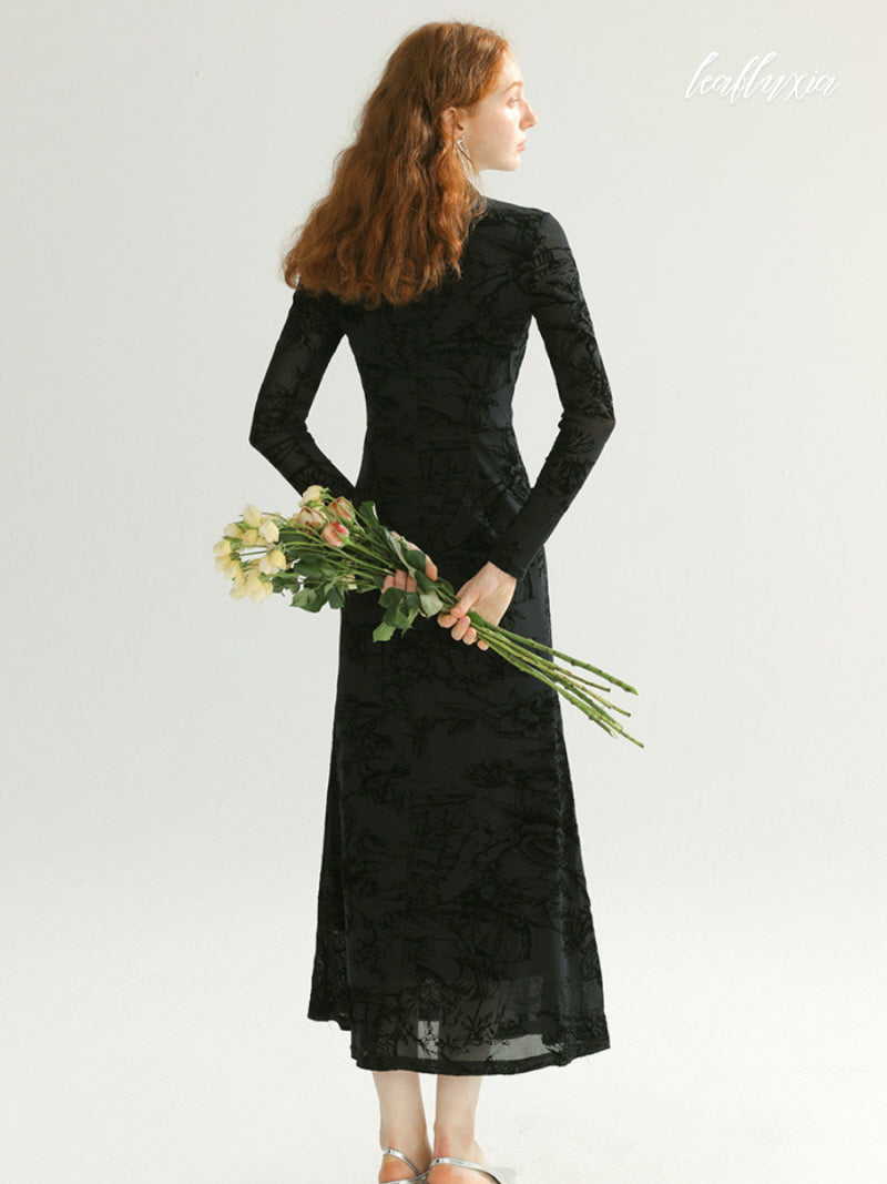Noir Bloom Lace Dress