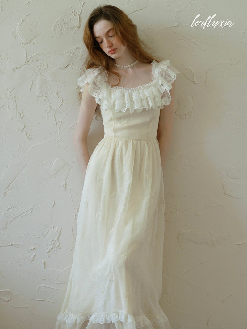Vintage Lace Promenade Dress
